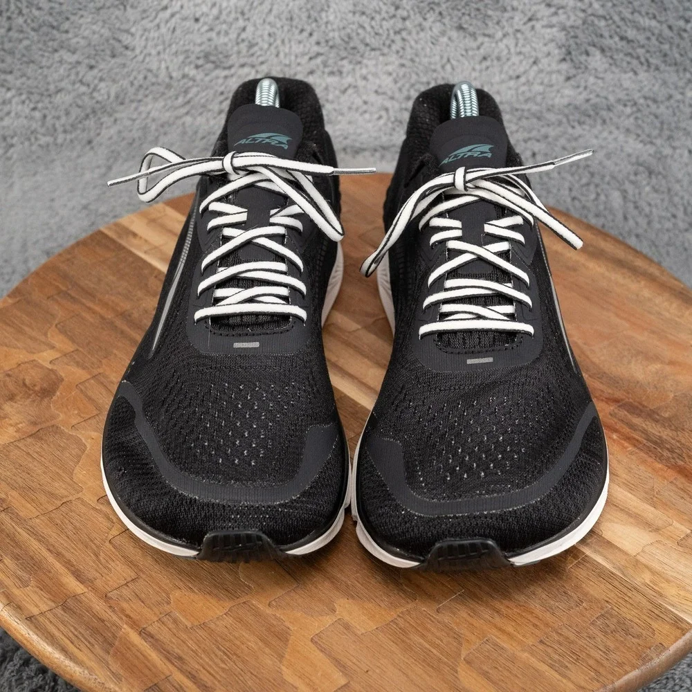 Altra Torin 5 Women's Size 9.5 Running Shoes Black Foot Shape